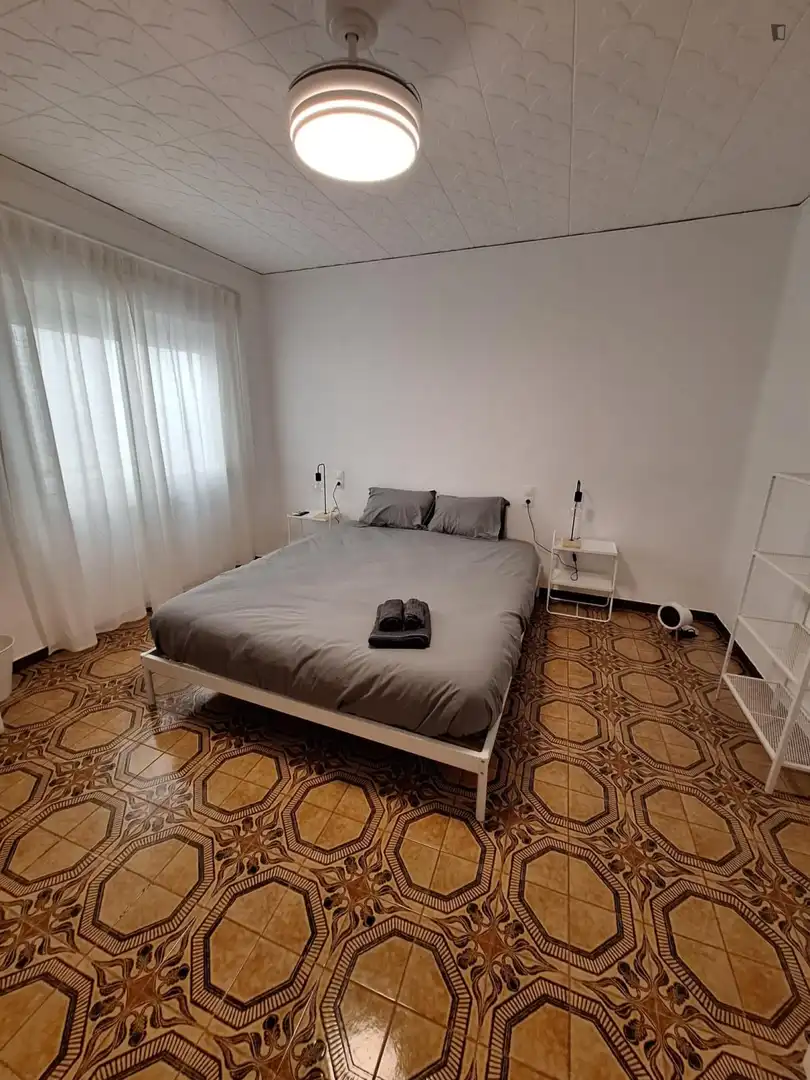 Habitación de Apartamento de alquiler en Alberic con Amueblado, Horno y Lavadora