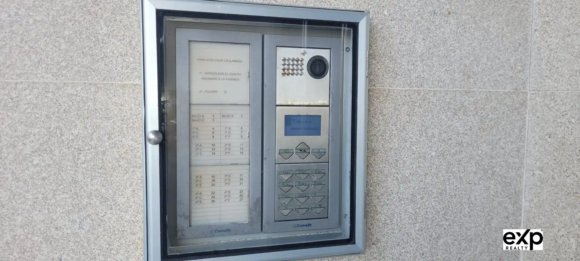 Aparcament de Pis en venda en Foz amb Calefacció, Jardí privat i Traster