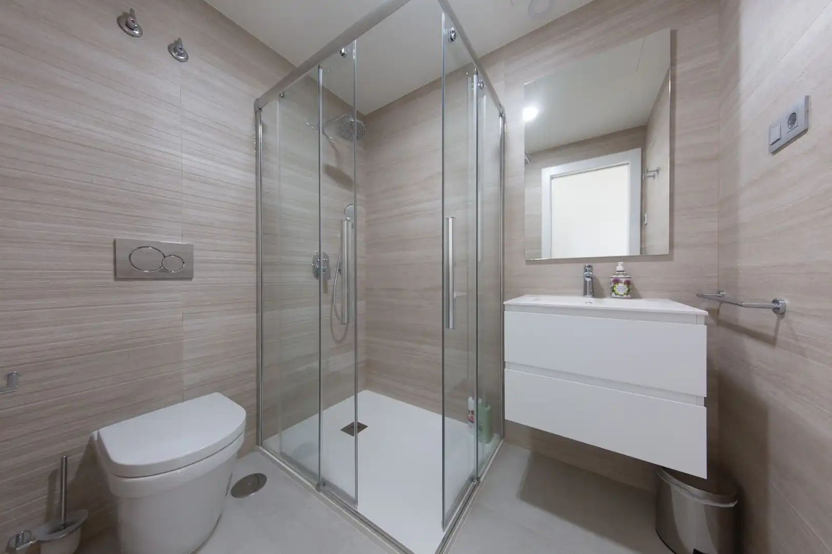 Bany de Apartament en venda en Benidorm amb Aire condicionat, Calefacció i Terrassa