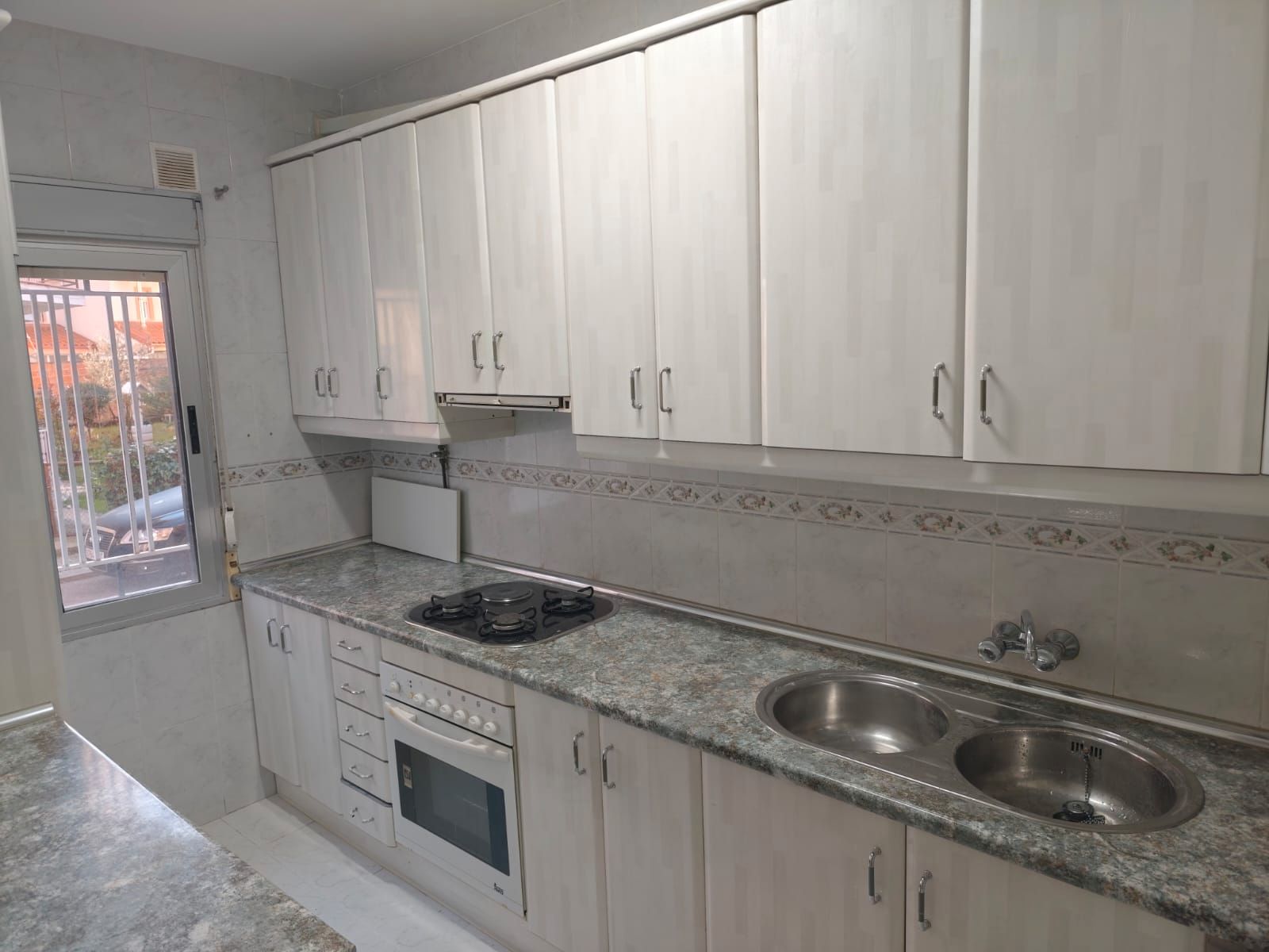 Erdgeschoss zum Verkauf