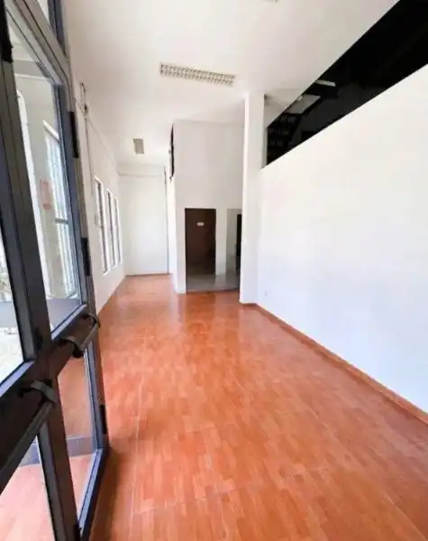 Fabrikhallen zur Miete in Mairena del Aljarafe