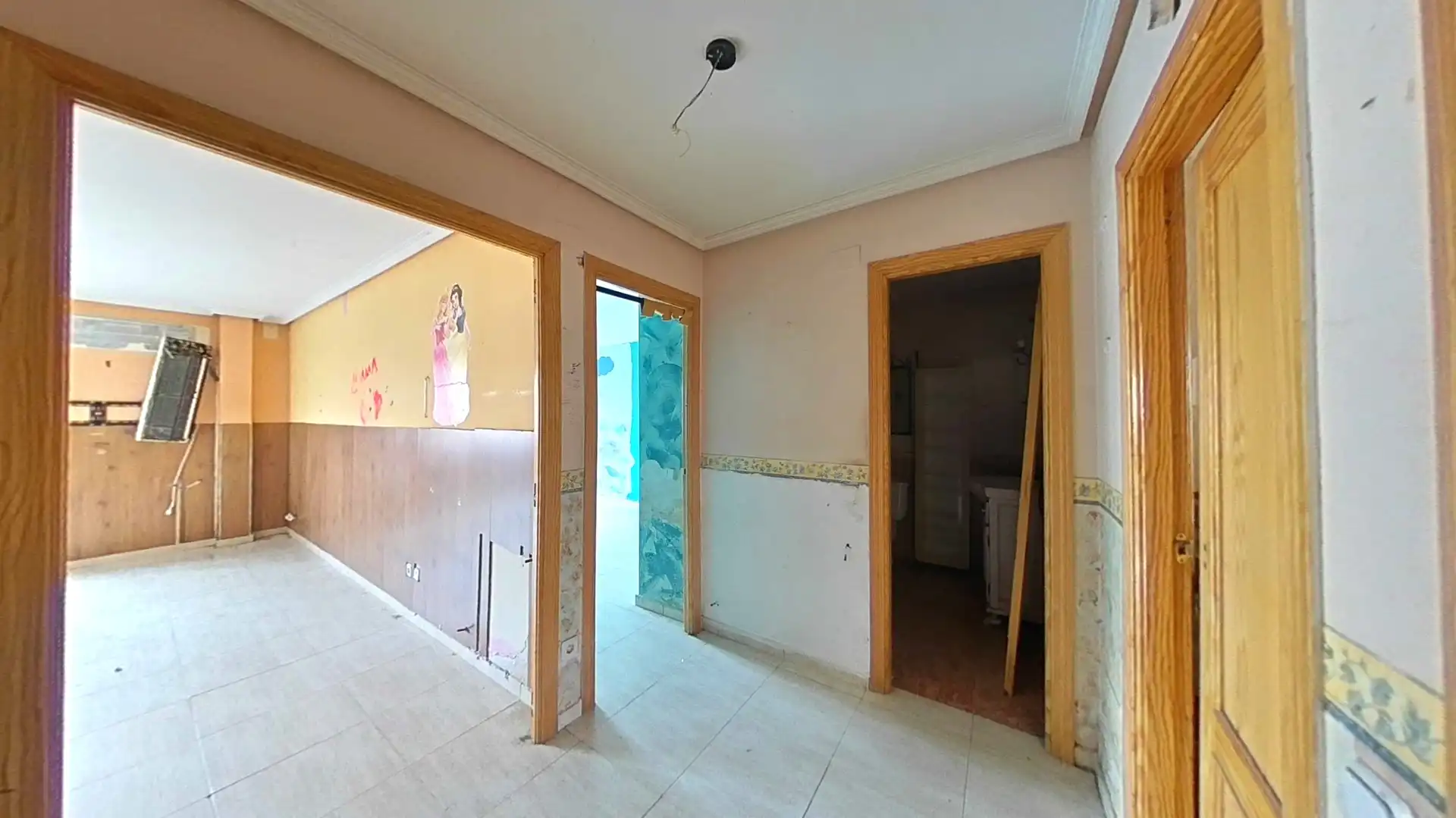 Einfamilien-Reihenhaus zum Verkauf in Quer mit Terrasse