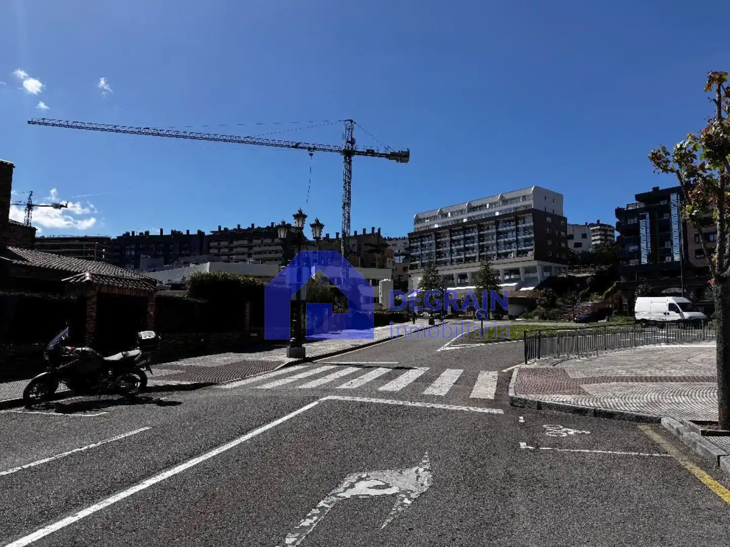 Vista exterior de Residencial en venta en Oviedo 