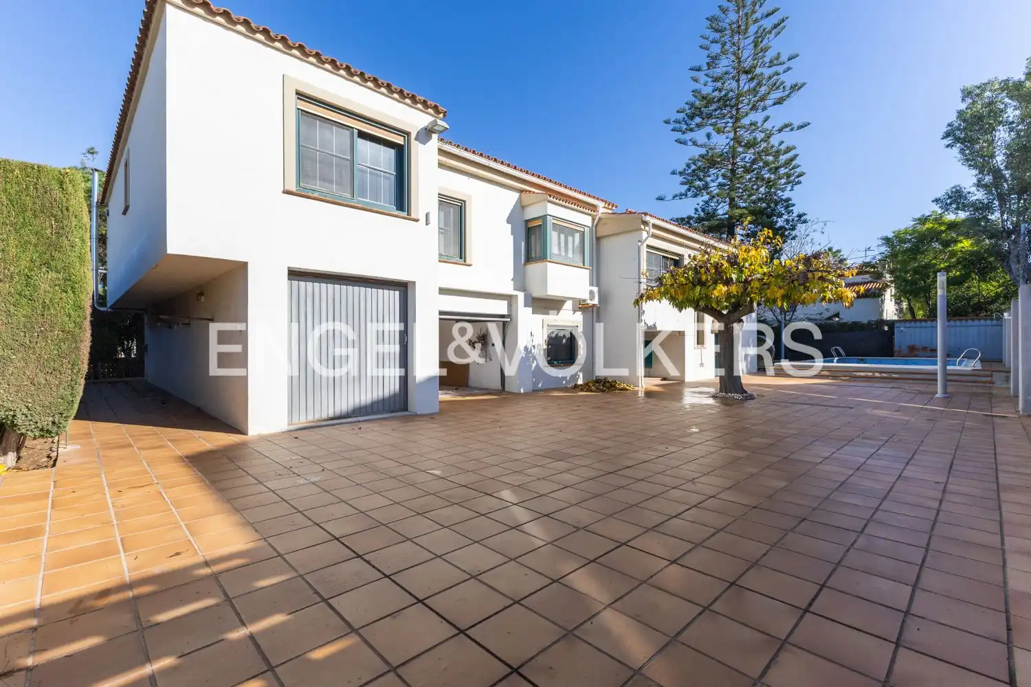 Vista exterior de Casa o chalet en venta en Castellón de la Plana / Castelló de la Plana con Aire acondicionado, Calefacción y Jardín privado
