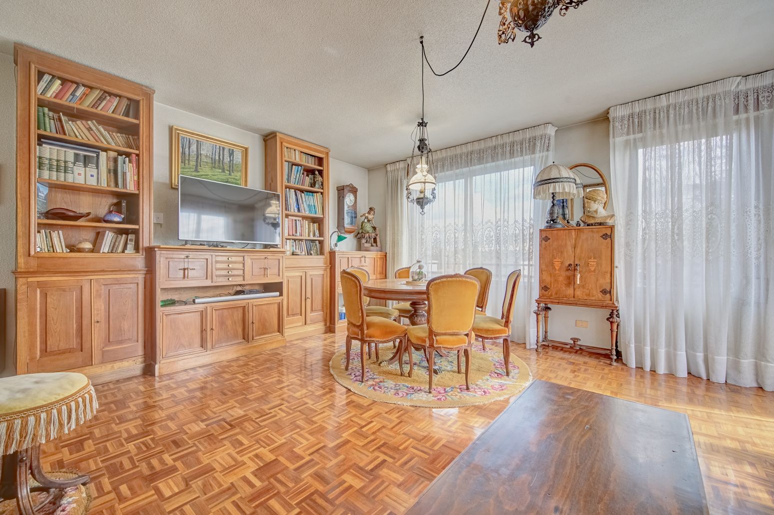 Dining room of Flat for sale in  Pamplona / Iruña  with Air Conditioner, Heating and Parquet flooring