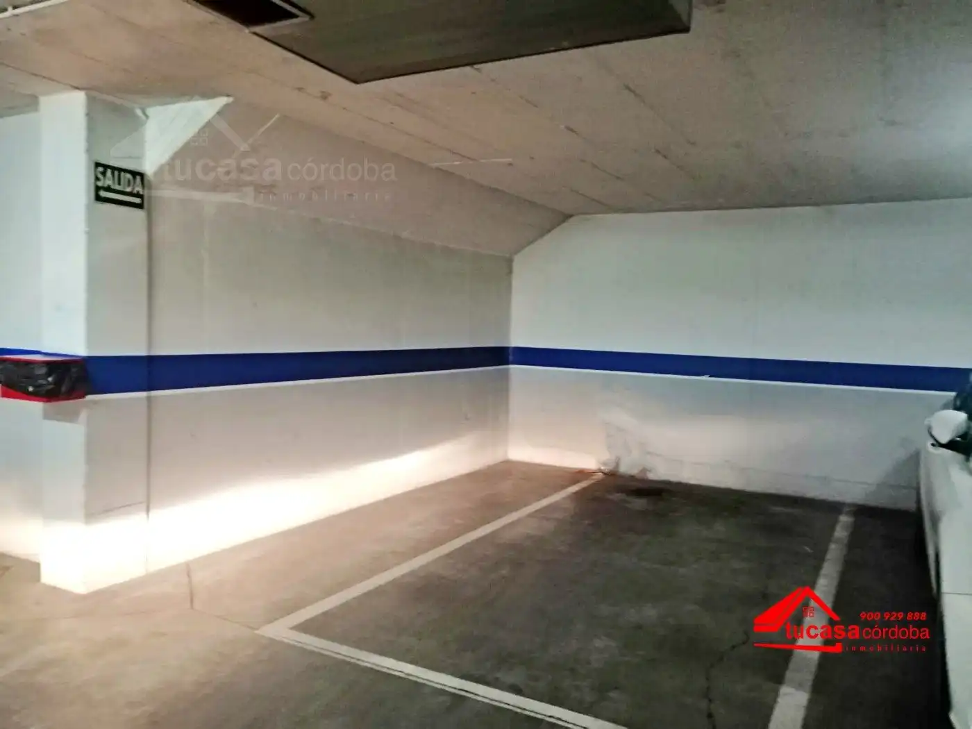 Einzelparkplatz zum Verkauf in Sur