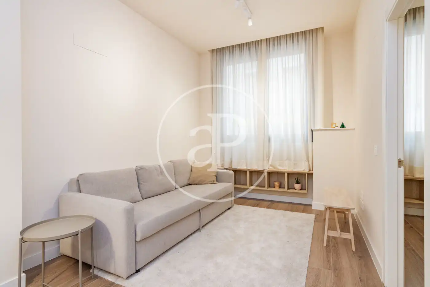 Sala de estar de Piso de alquiler en Madrid con Aire acondicionado, Calefacción y Trastero