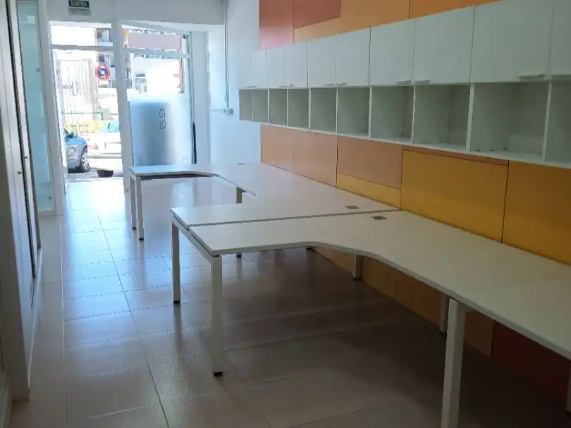 Commercial properties for rent in Ripollet  with Air Conditioner, Heating and Furnished