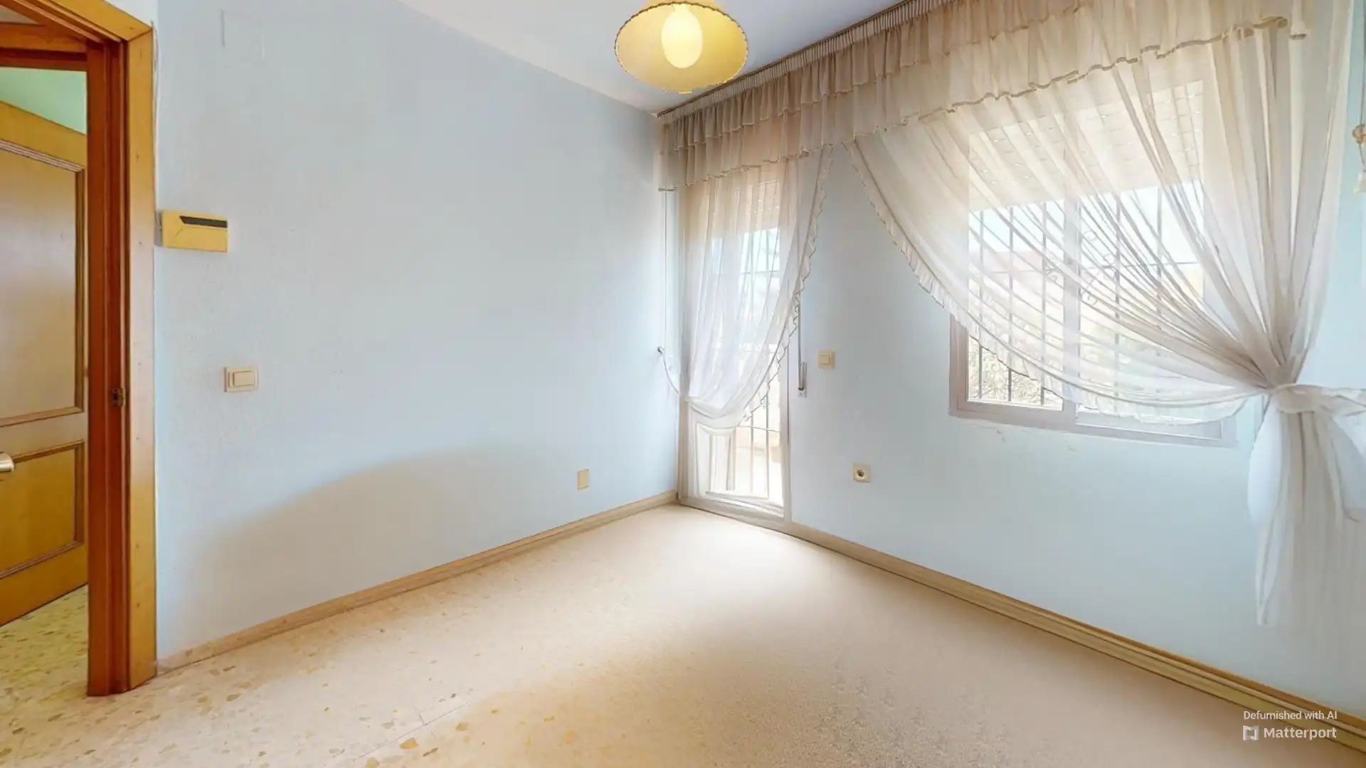 Dormitori de Casa adosada en venda en Málaga amb Jardí privat, Terrassa i Forn