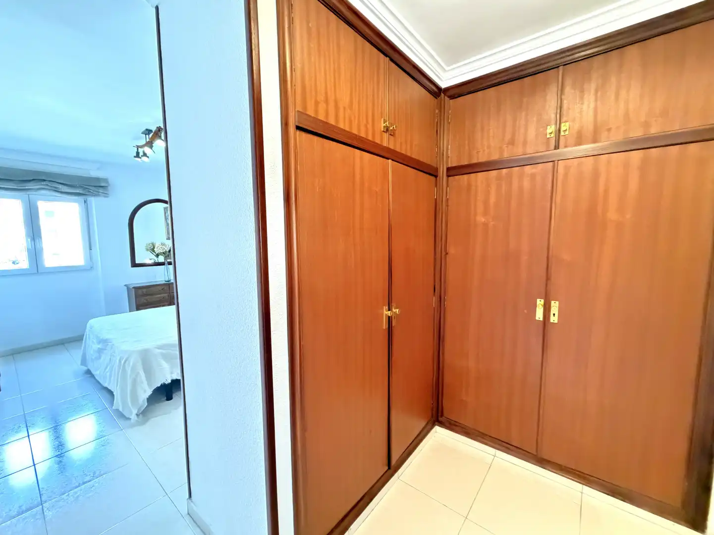 Habitación de Piso de alquiler en Alicante / Alacant con Aire acondicionado, Terraza y Amueblado