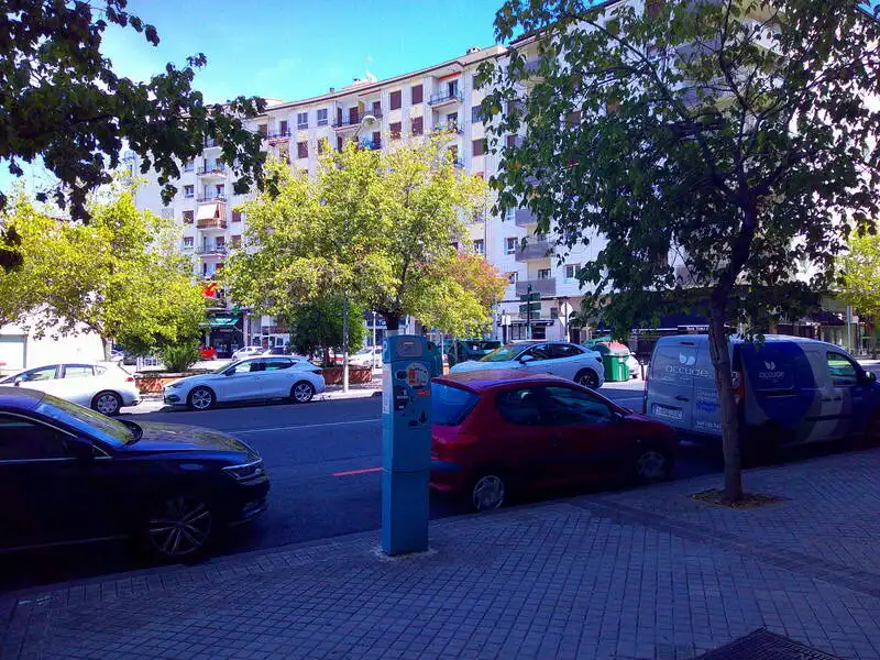 Parking de Oficina de alquiler en  Pamplona / Iruña con Calefacción