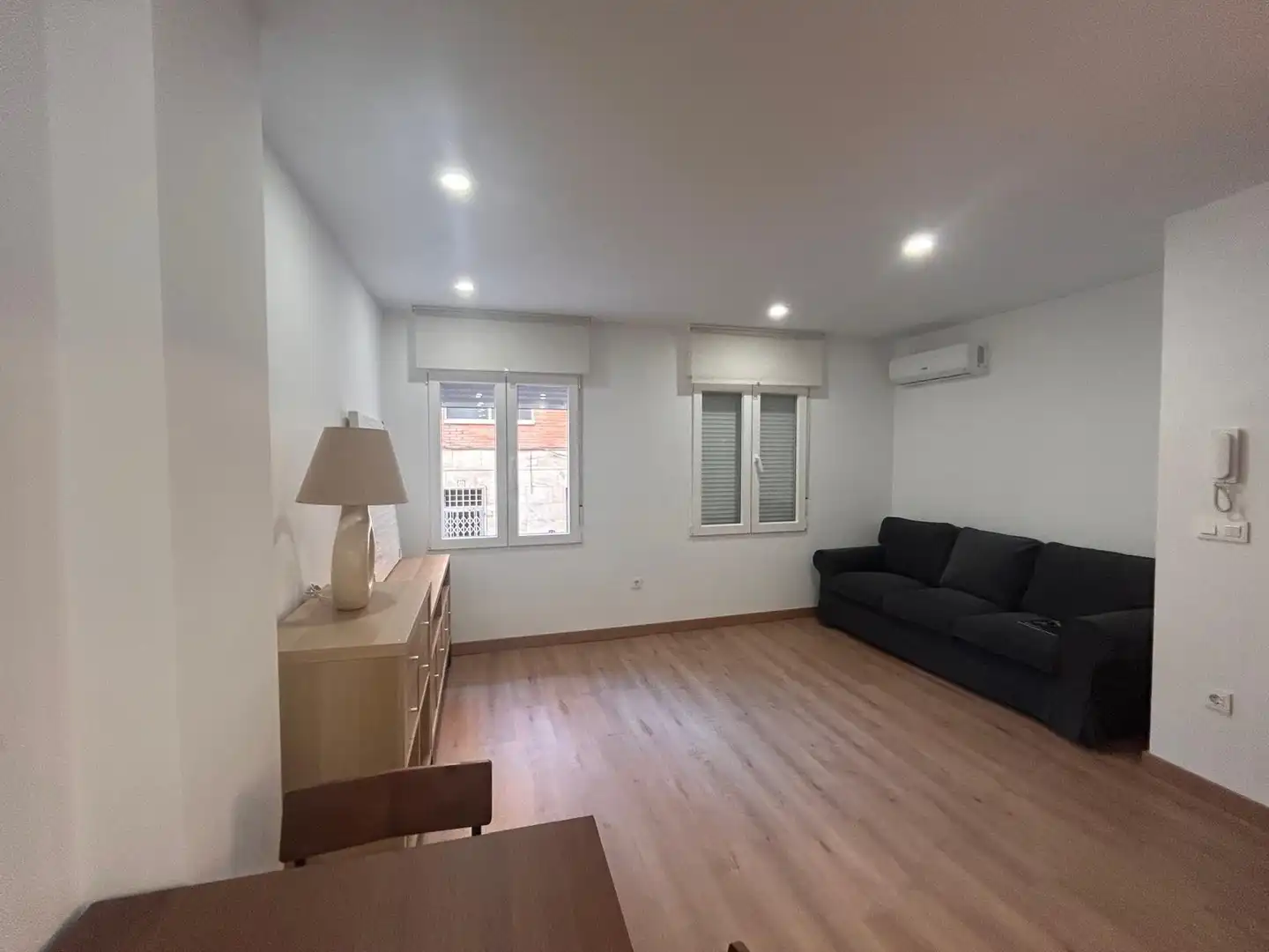 Sala d'estar de Planta baixa de lloguer en Elda amb Calefacció i Moblat