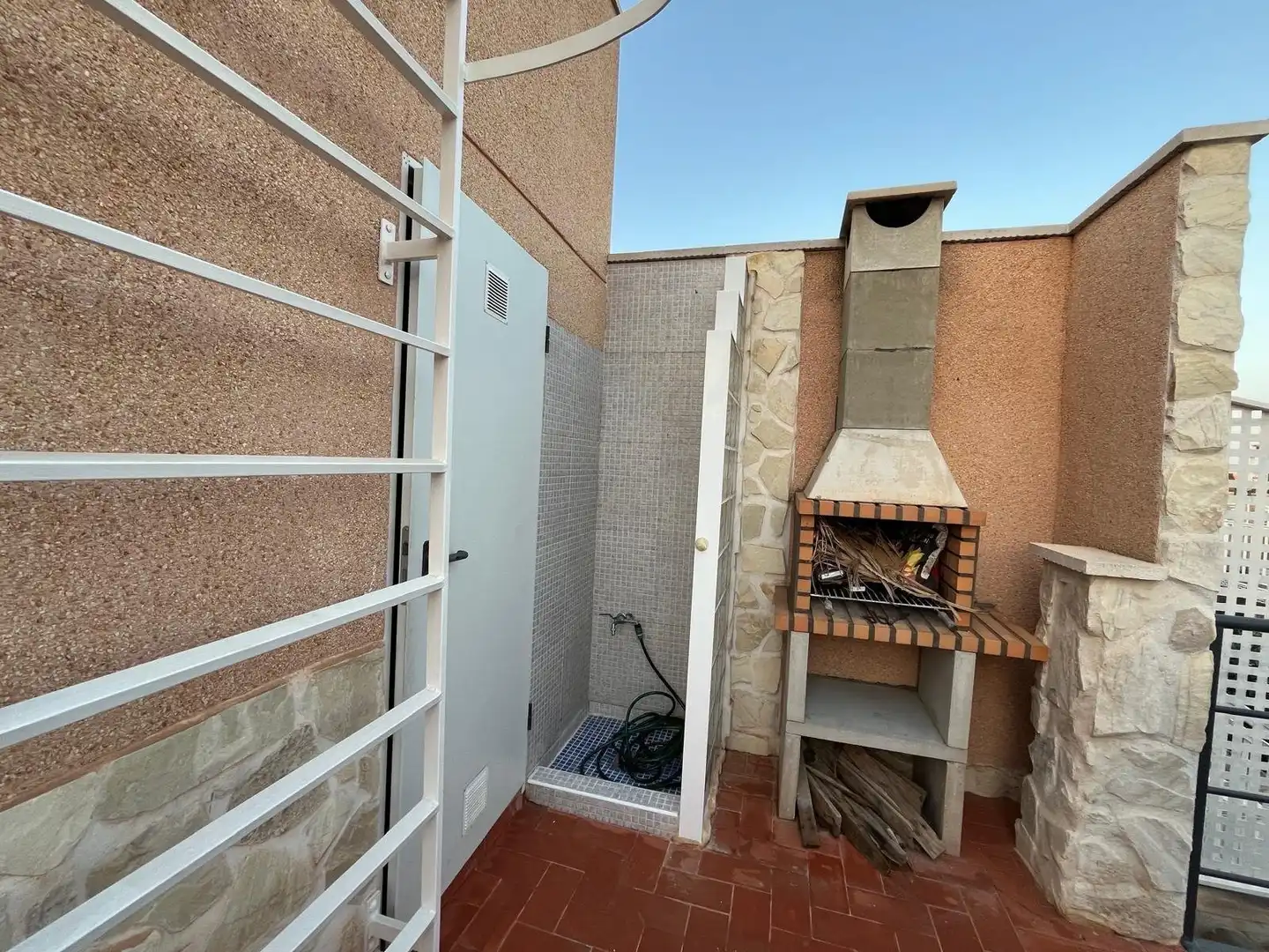 Terraza de Finca rústica en venta en Torrevieja con Piscina y Piscina comunitaria
