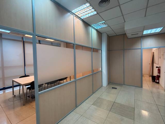 Oficina en Alquiler en El Cano - Los Bermejales