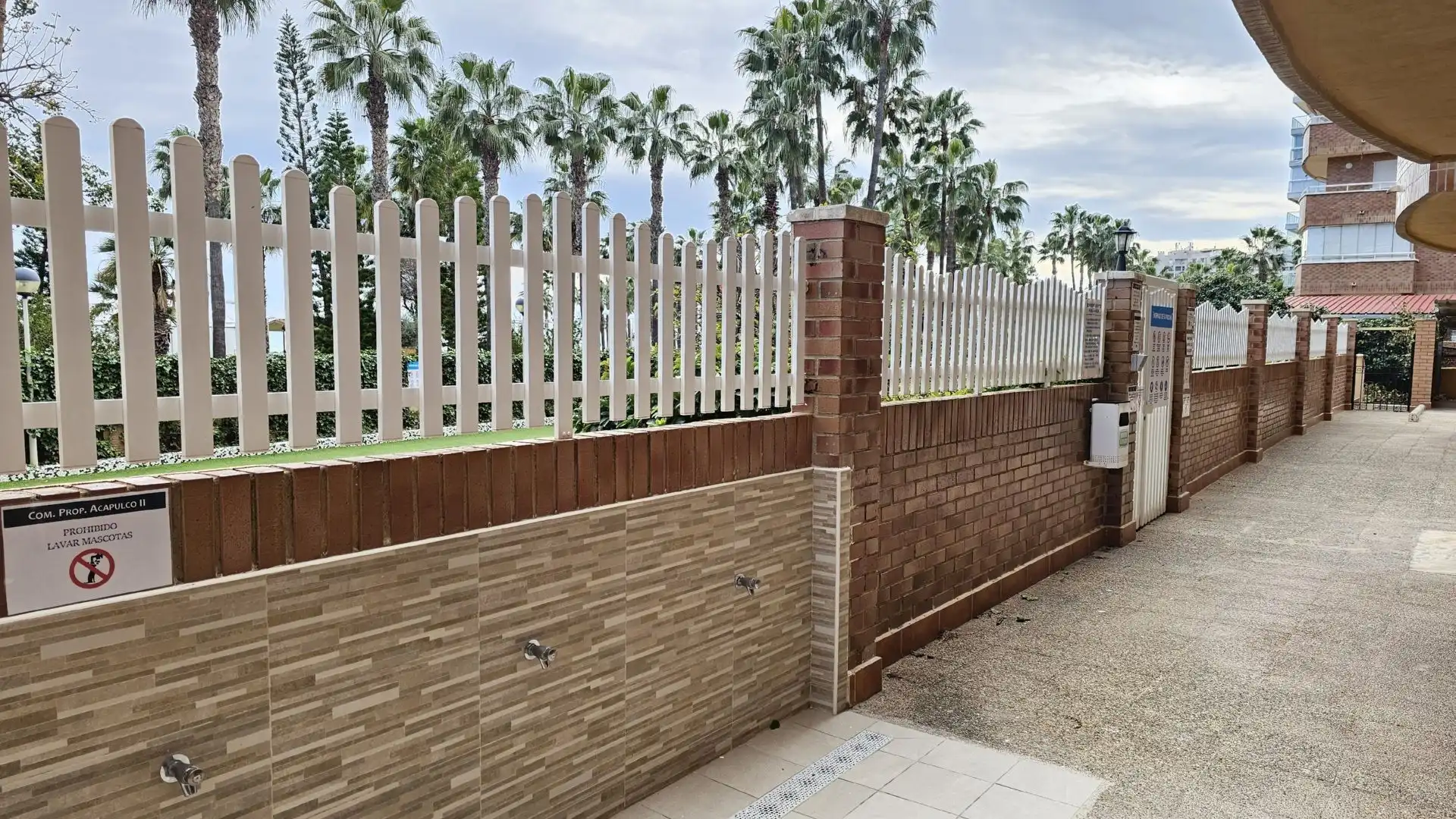 Vista exterior de Apartamento en venta en Oropesa del Mar / Orpesa con Aire acondicionado, Calefacción y Terraza