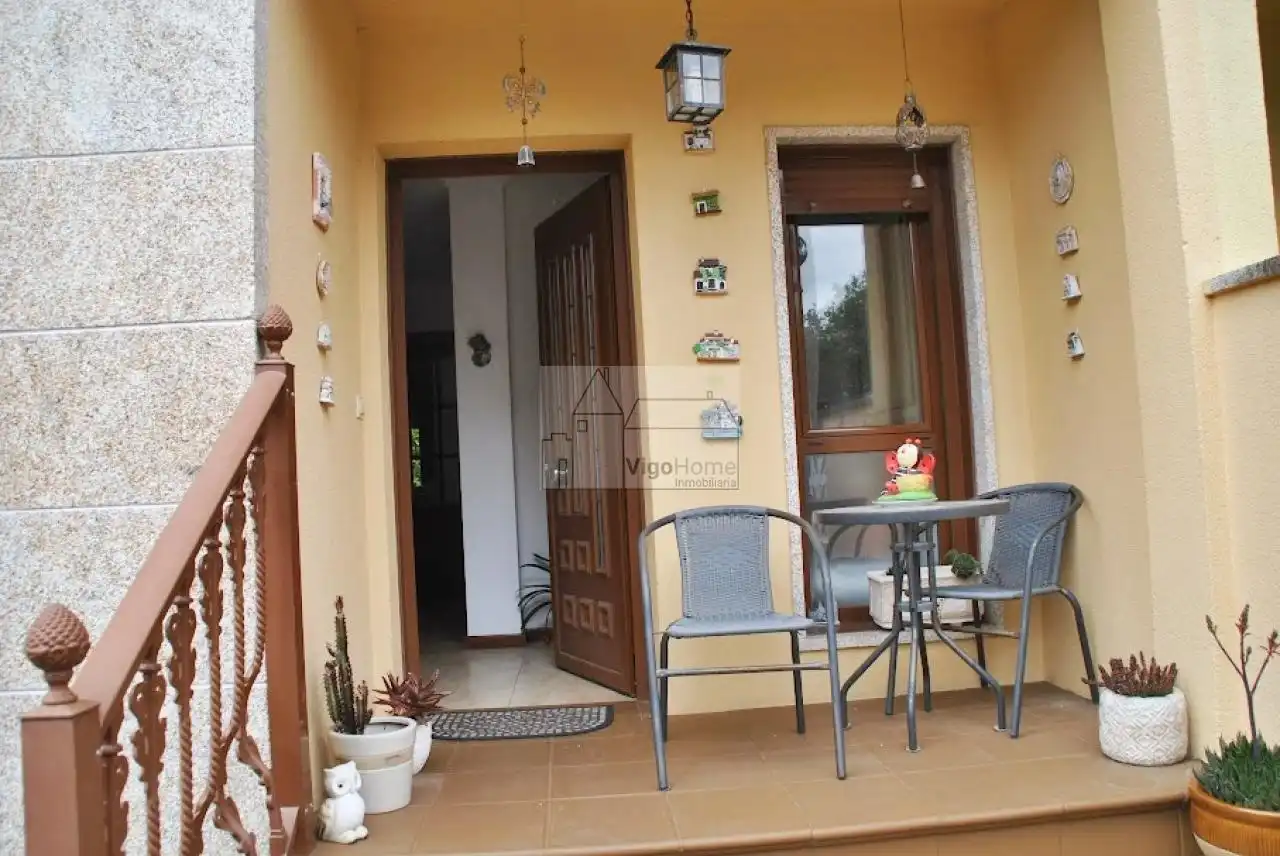 Balcony of Houses for sale in Cangas   with Heating, Private garden and Terrace