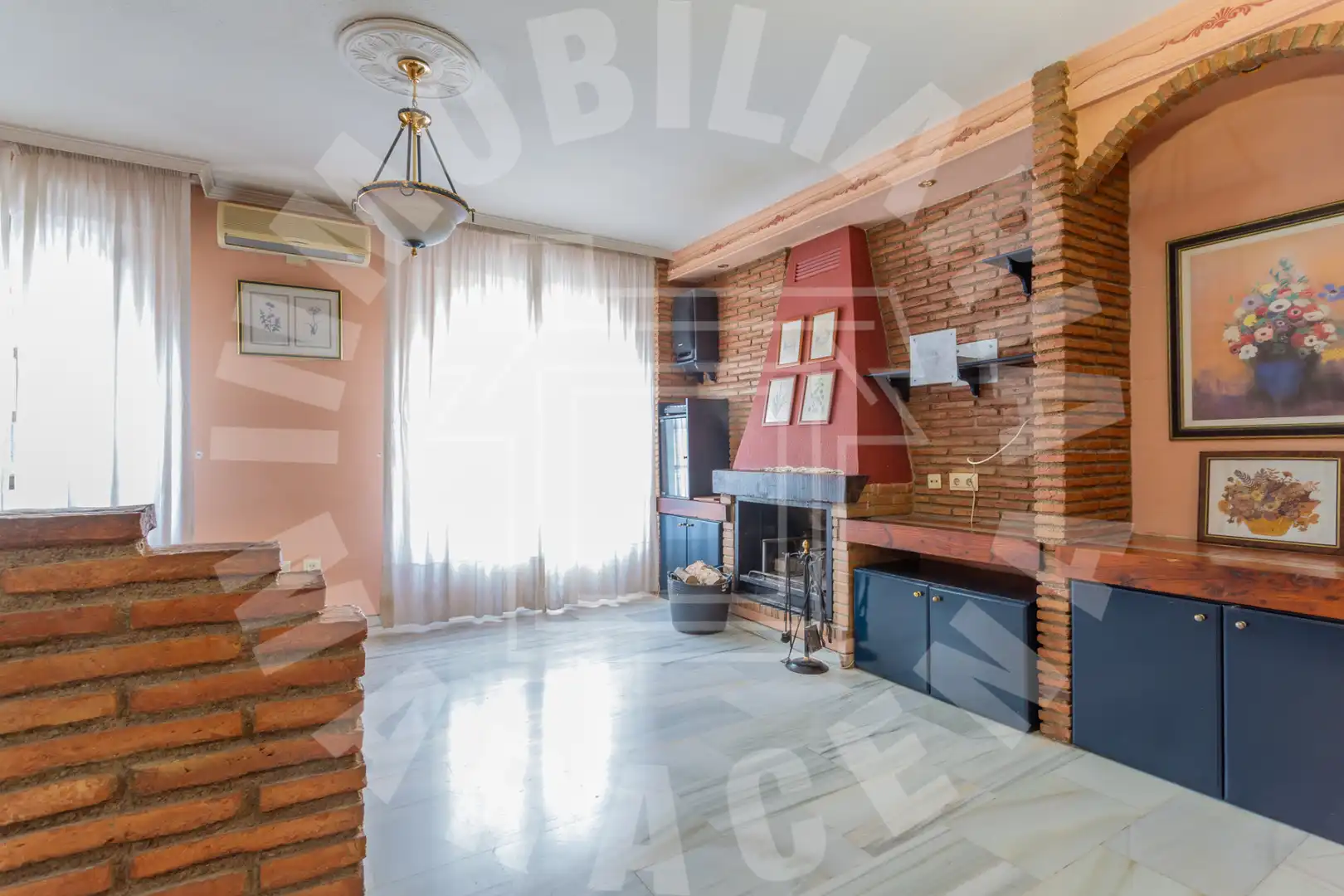 Sala d'estar de Casa adosada en venda en Maracena amb Aire condicionat, Calefacció i Traster