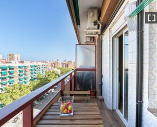 Balcony of Flat to rent in  Barcelona Capital  with Air Conditioner, Heating and Furnished