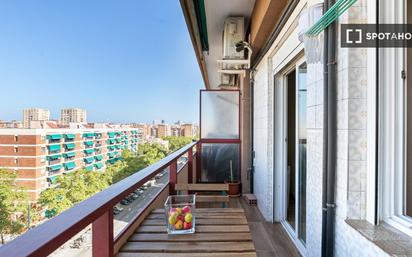 Balcony of Flat to rent in  Barcelona Capital  with Air Conditioner, Heating and Furnished