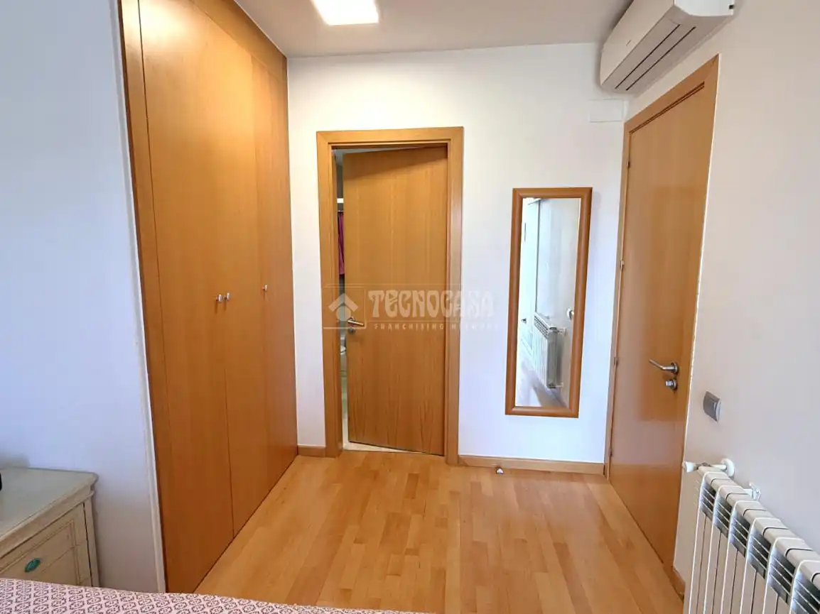 Dormitori de Pis en venda en Madrid amb Aire condicionat, Calefacció i Terrassa