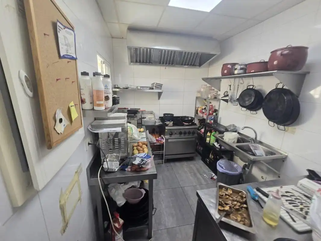 Local comercial en venta en Calle Pintor Astorza y Triay, imagen 7