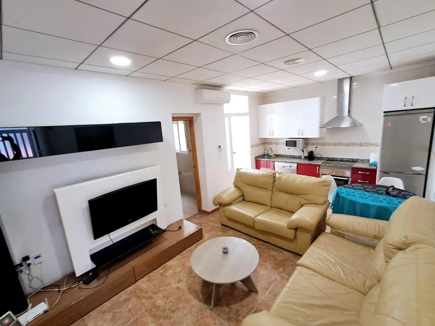Sala de estar de Piso en venta en Águilas con Aire acondicionado, Calefacción y Amueblado