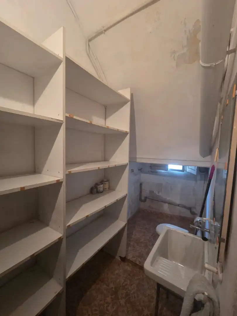 Bathroom of Flat for sale in Barcelona