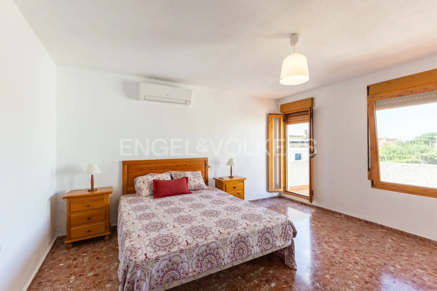 Habitación de Casa o chalet en venta en Benicasim / Benicàssim con Aire acondicionado, Calefacción y Jardín privado