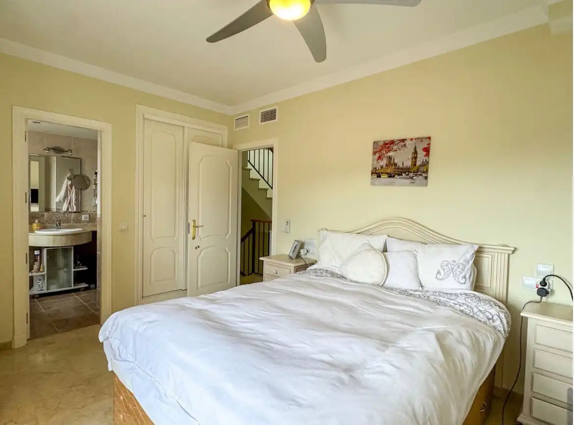 Maison avec piscine à vendre à La Duquesa, imagen 14