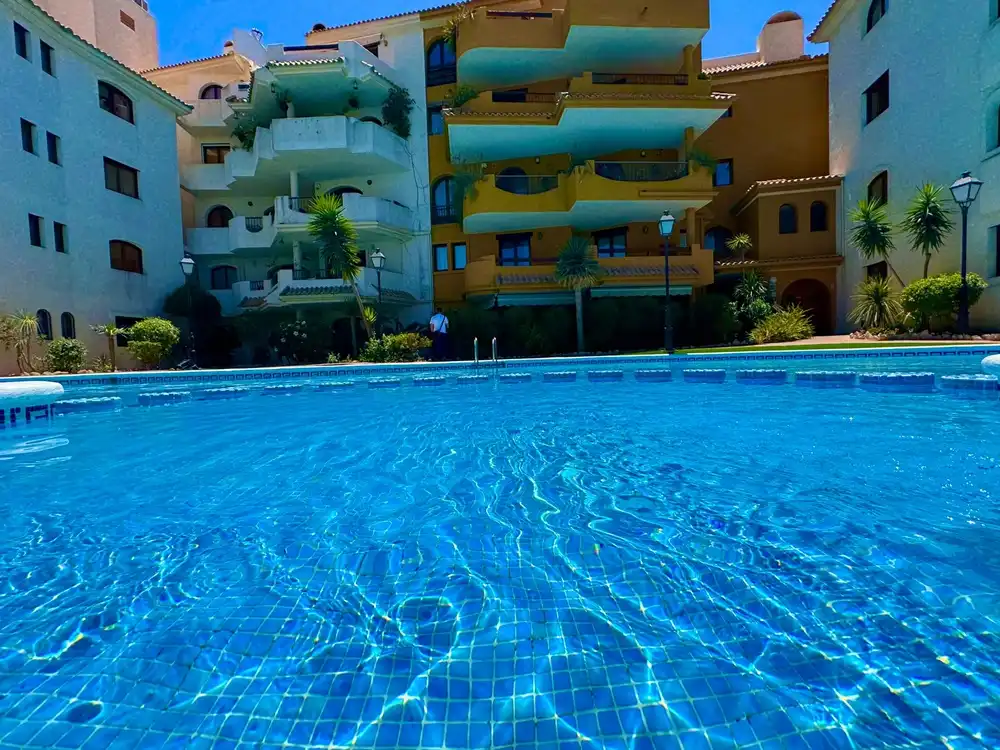 Apartamento con piscina en venta en Punta Prima, imagen 50