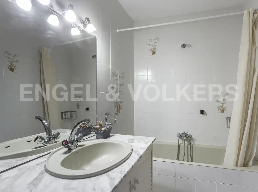 Badezimmer von Gebäude zum Verkauf in Puigdàlber