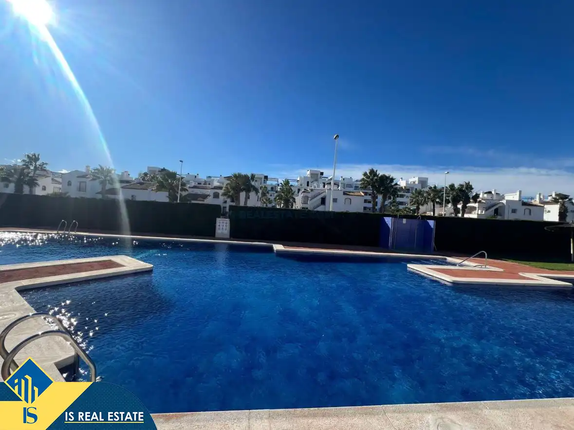 Piscina de Casa adosada de lloguer en Orihuela amb Aire condicionat, Calefacció i Terrassa