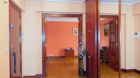 Foto 4 de Piso en venta en Garat Txomin Hiribidea, Txurdinaga, Bizkaia