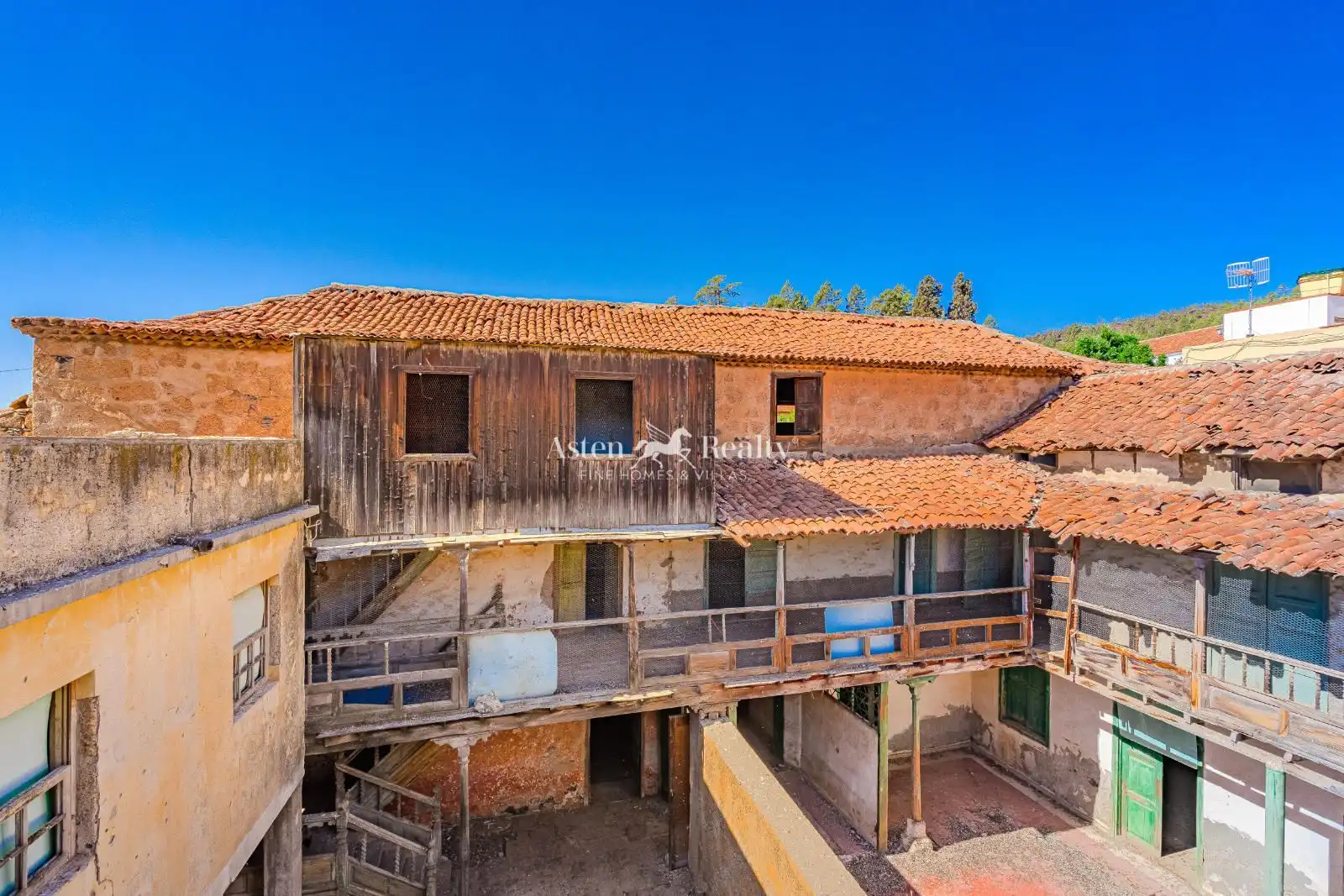 Vista exterior de Edificio en venta en Vilaflor de Chasna