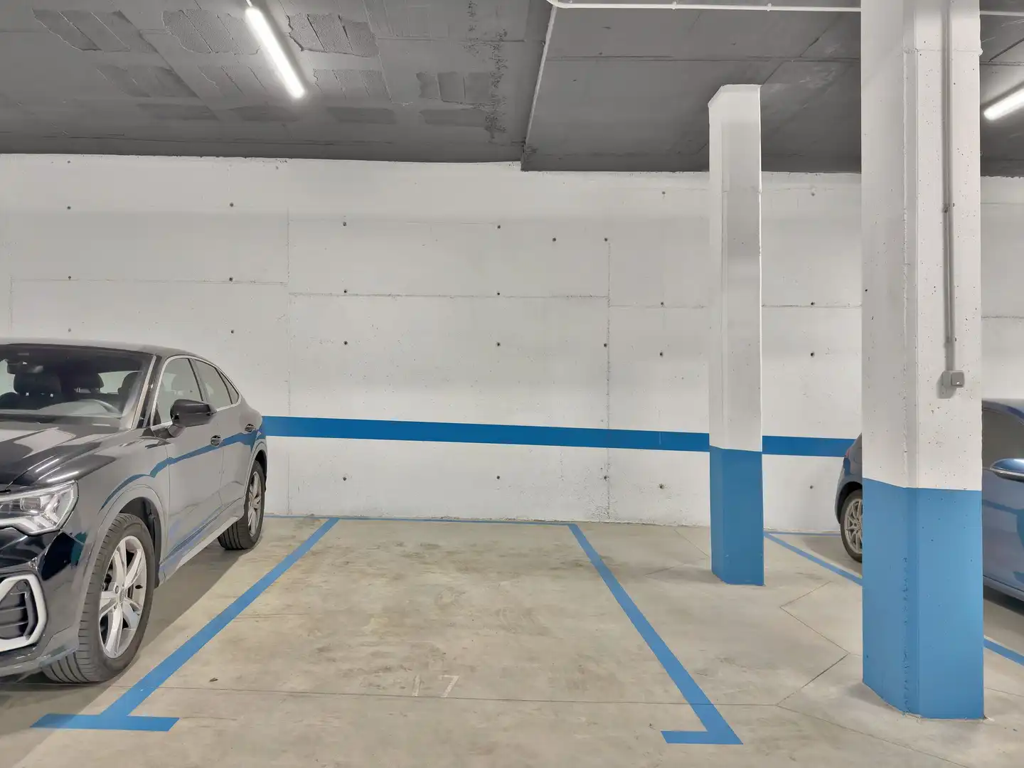Aparcament de Apartament en venda en Estepona amb Terrassa