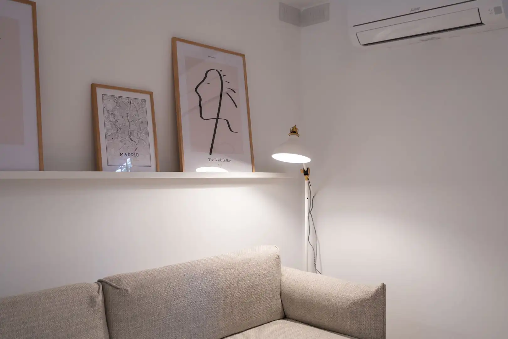 Living room of Flat for rent in Madrid  with Heating, Furnished and Oven