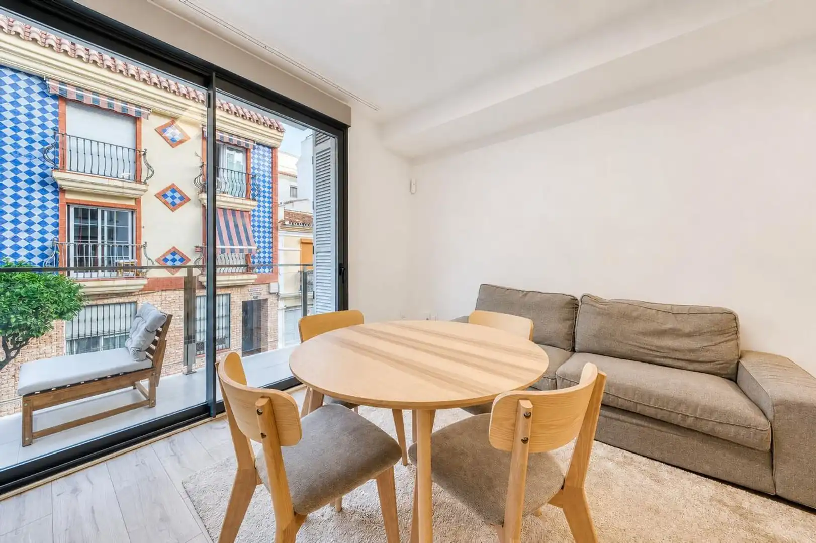 Apartament amb terrassa de lloguer a Puerto Deportivo, imagen 4