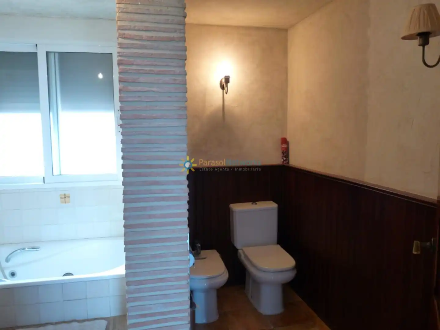 Baño de Casa o chalet en venta en Oliva con Calefacción, Jardín privado y Terraza