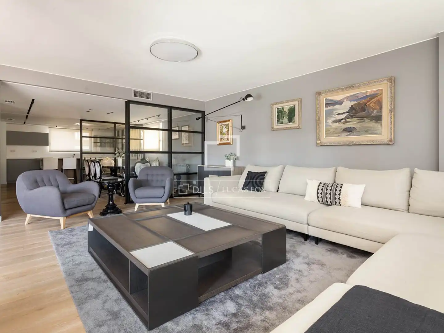 Wohnzimmer von Wohnung zum Verkauf in Barcelona mit Klimaanlage und Terrasse