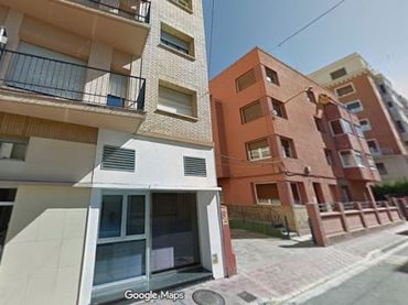 Locale commerciale in vendita a Calle Miguel Servet 8
