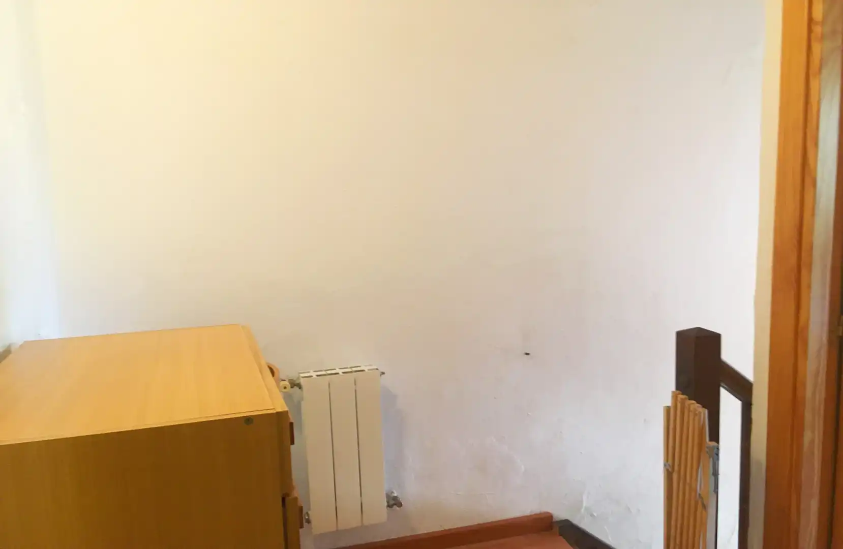 Casa adosada en venda en San Agustín amb Calefacció, Jardí privat i Moblat