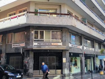 Office space with lift to rent in Plaza ISABEL CATOLICA