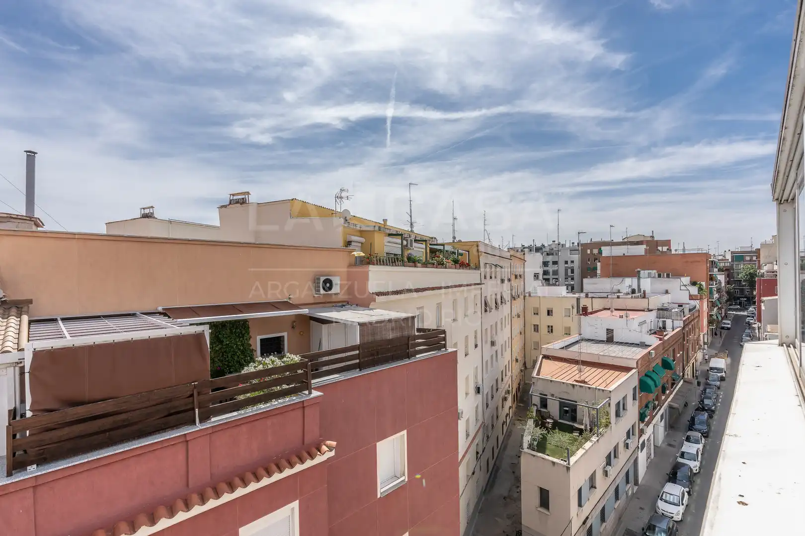 Vista exterior de Ático en venta en Madrid con Aire acondicionado, Calefacción y Terraza