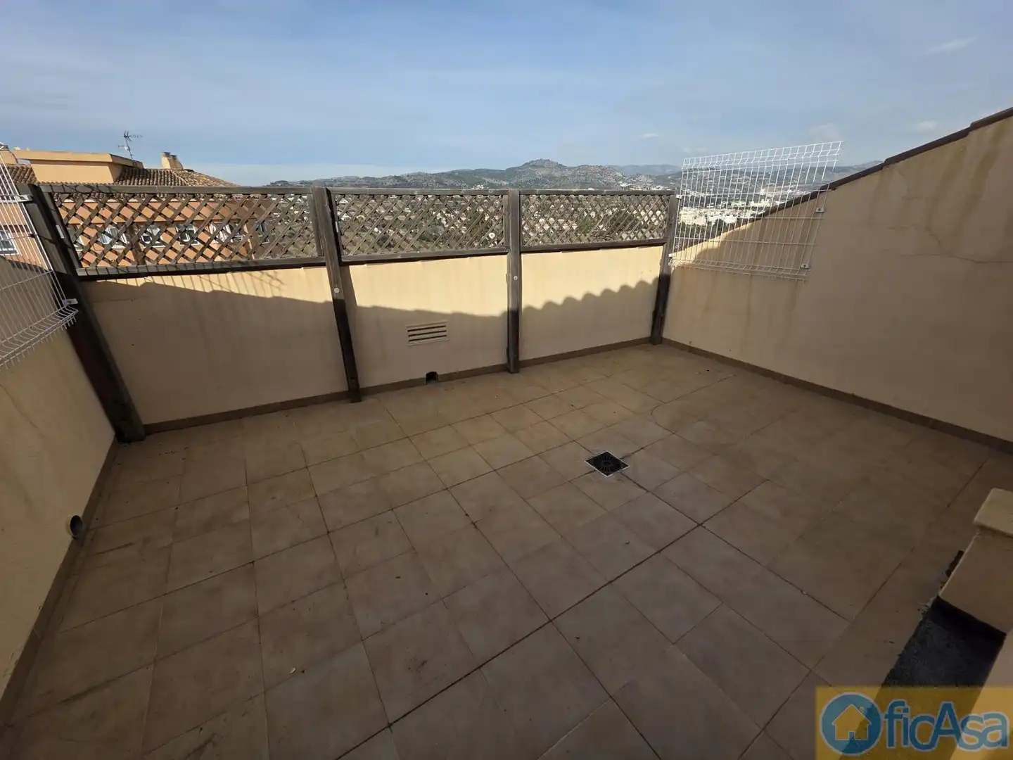 Terraza de Ático en venta en Castellón de la Plana / Castelló de la Plana con Aire acondicionado, Calefacción y Terraza