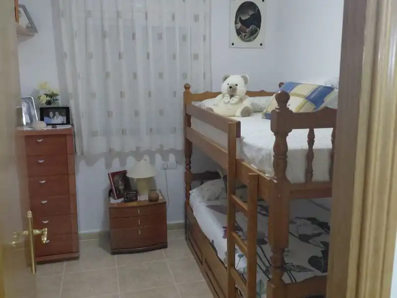 Dormitori de Casa adosada en venda en Roda de Berà amb Aire condicionat i Balcó