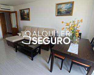 Wohnzimmer von Wohnung miete in Camarena mit Klimaanlage, Heizung und Abstellraum
