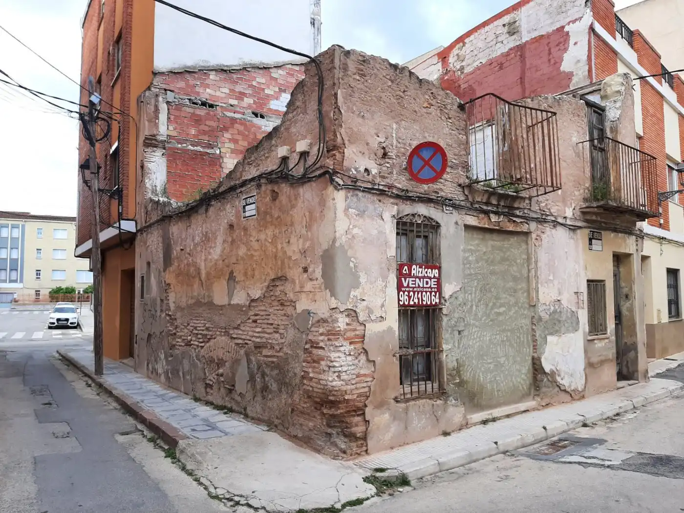 Lands and plots for sale in Casc Urbà, imagen 3