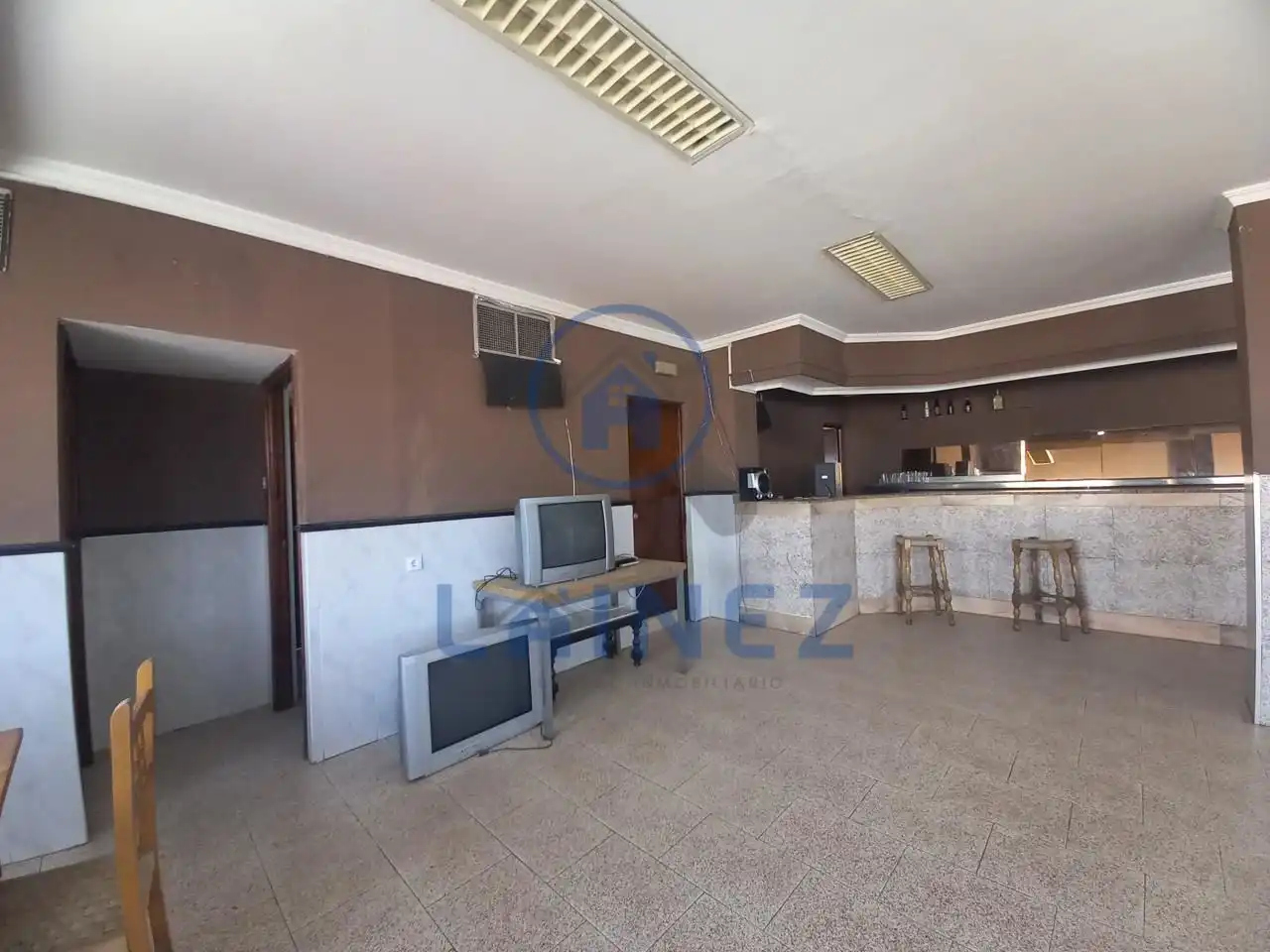 Local en venda en Peñarroya-Pueblonuevo amb Aire condicionat i Moblat