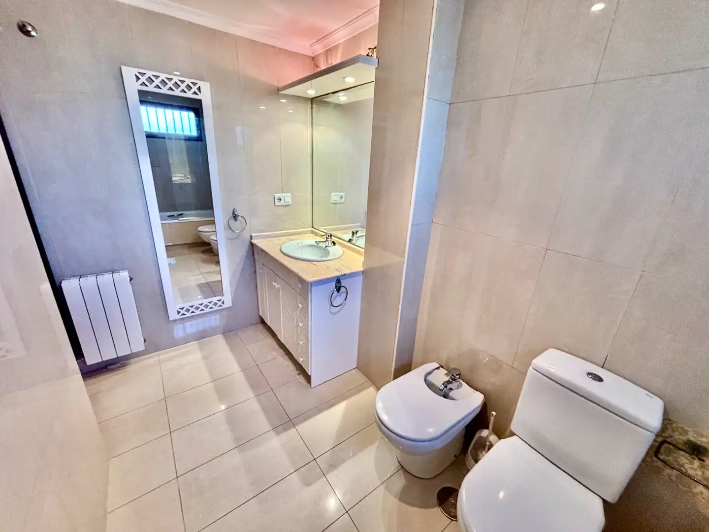 Baño de Piso en venta en Alicante / Alacant con Aire acondicionado, Calefacción y Terraza