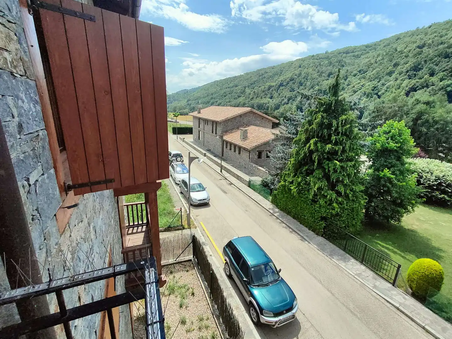 Vista exterior de Dúplex en venta en Vilallonga de Ter con Amueblado y Balcón